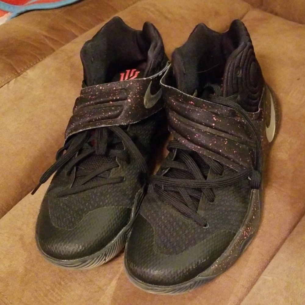 Men's Kyrie II Shoes